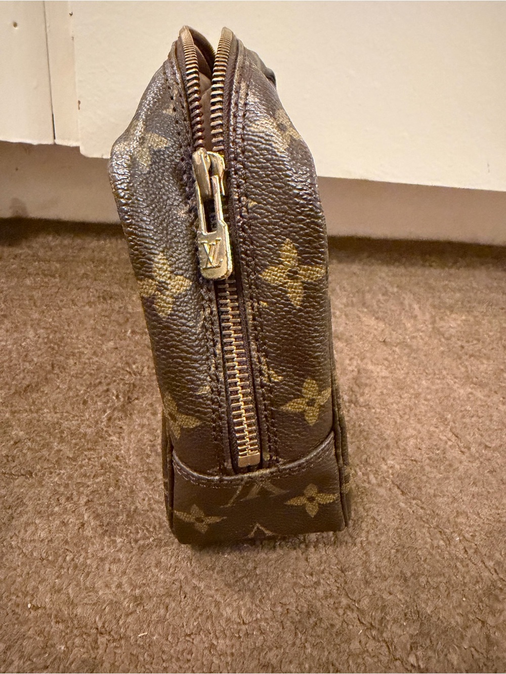 Authentic Louis Vuitton Monogram Canvas Trousse 23